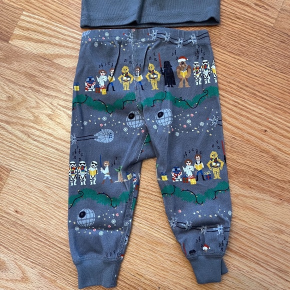 Hanna Andersson Star Wars Holiday Baby Pajamas Sz 6-12M‎ NWT - Picture 8 of 9